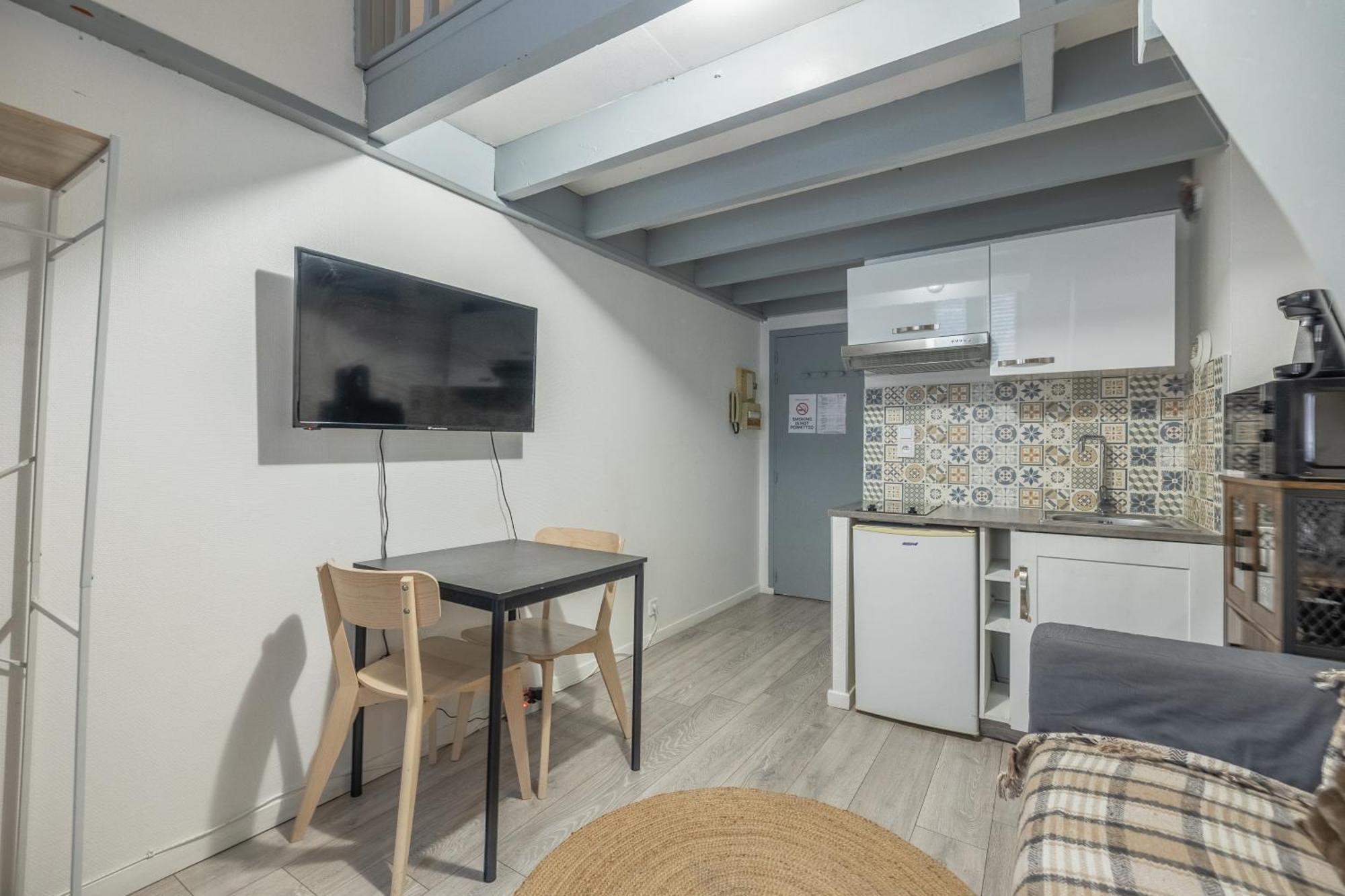 トゥールーズDuplex - Centre - Gare Matabiauアパートメント エクステリア 写真